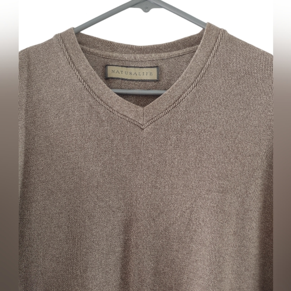Naturalife men's v-neck pullover sweater. Light Brown EUC Large L
